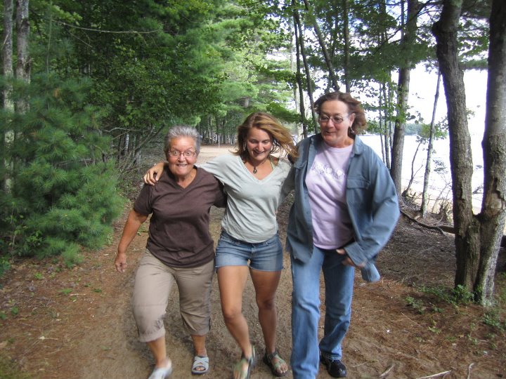 298845_984666273789_2069518_n